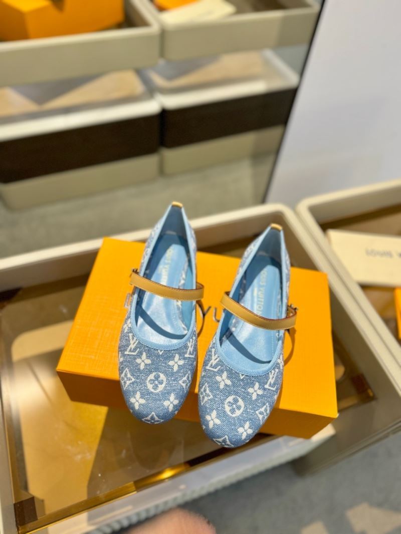 Louis Vuitton Flat Shoes